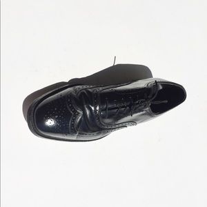 Johnston & Murphy Leather Lace Up Oxford